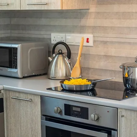 Extraordinary Leone 3 Bedrooms Private Outdoor Pool Villa Protaras