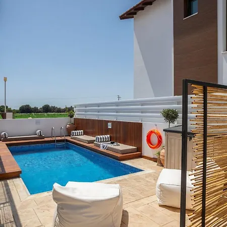 Extraordinary Leone 3 Bedrooms Private Outdoor Pool Furnished Sun Terrace Shaded Furnished Terrace Private Garden , *