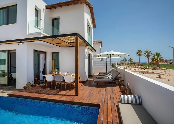 Extraordinary Leone 3 Bedrooms Private Outdoor Pool ヴィラ *