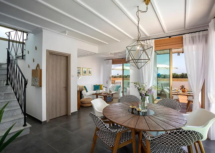 Extraordinary Leone 3 Bedrooms Private Outdoor Pool *